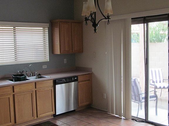 3rd image of 661 E Browning Way