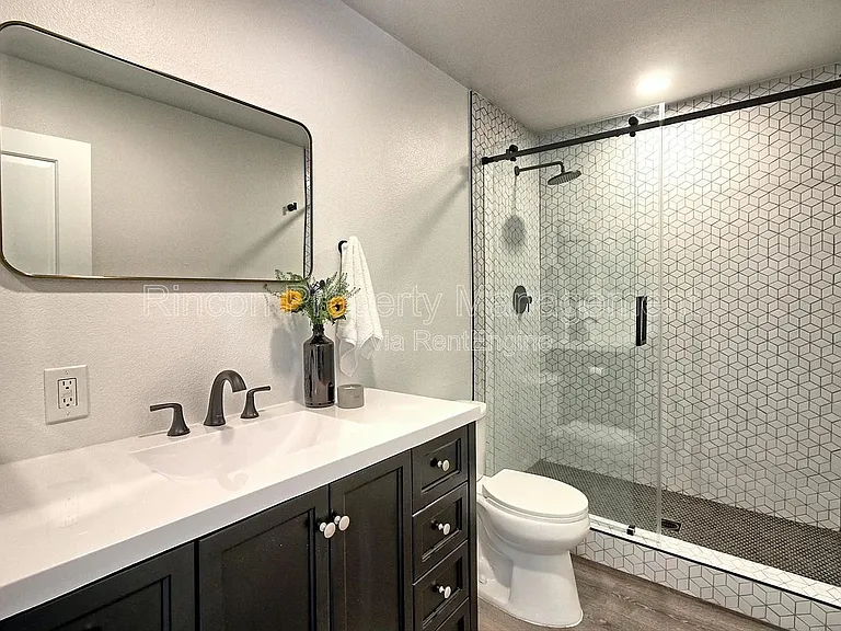 2585 Warbler Ave — Photo 4