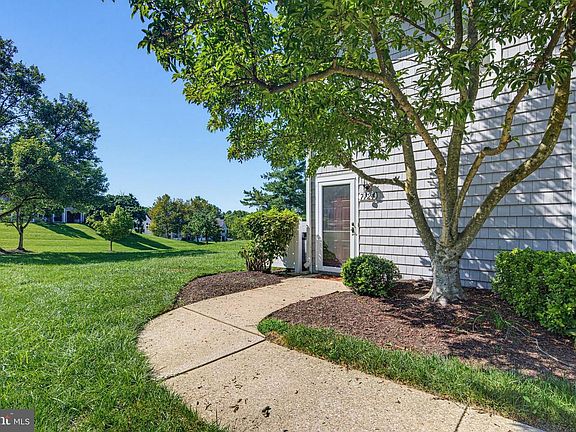 4th image of 7724 Mayfair Cir