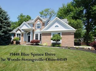 19448 Blue Spruce Dr, Strongsville, OH 44149