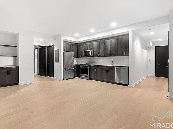 3rd image of 21 W End Ave APT 3401
