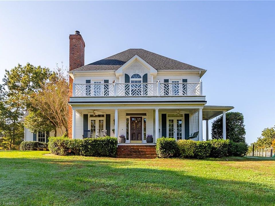 1st image of 258 Dionne Way