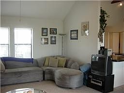4th image of 1411 Lotus Dr
