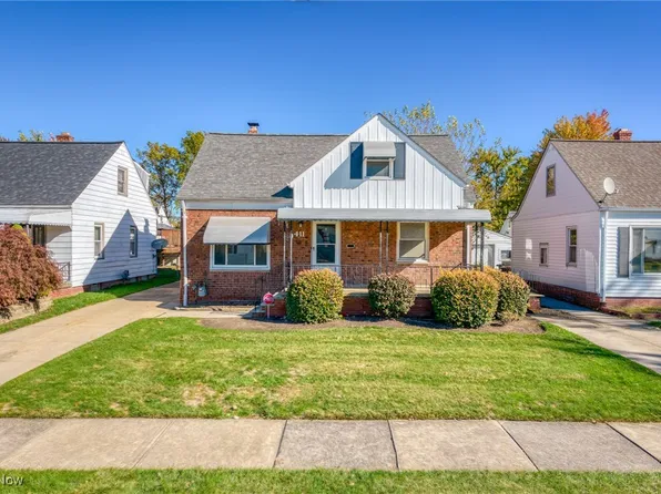 411 E 329th St, Eastlake, OH 44095