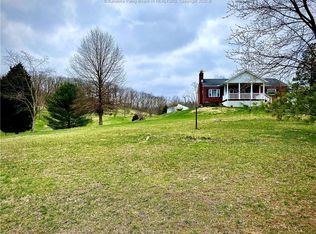164 Hancock Dr, Point Pleasant, WV 25550