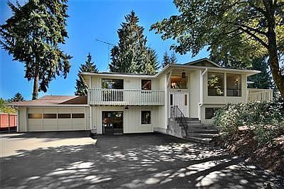 4th image of 1617 99th Ave E