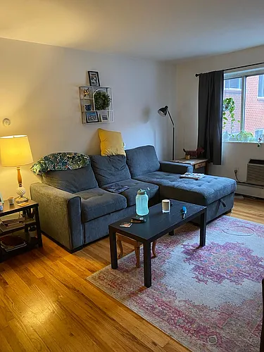 239 Kelton St #22 Photo 1