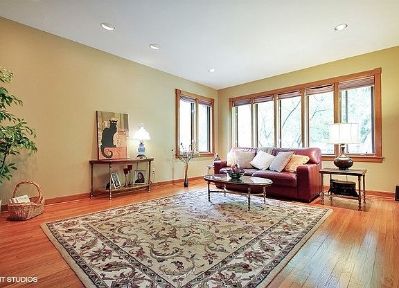 2nd image of 6026 N Nickerson Ave
