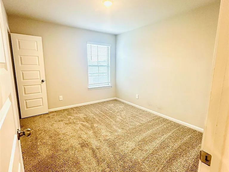 3427 Parker Trace Dr — Photo 35