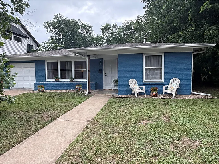 1708 Princeton Ave — Photo 1