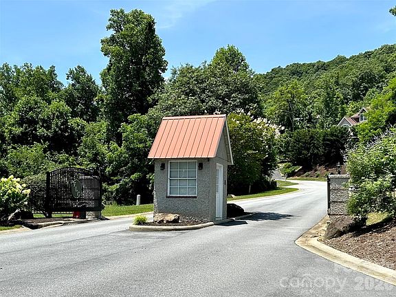 5th image of 32 Camsyn Dr #20 & 18