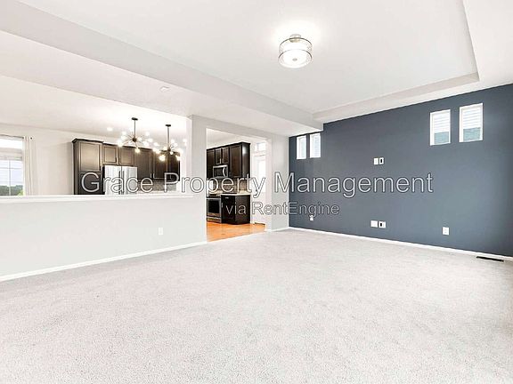 3rd image of 10596 Waco St