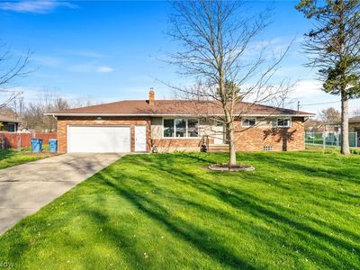 5855 Cherrywood Dr, Lorain, OH, 44053
