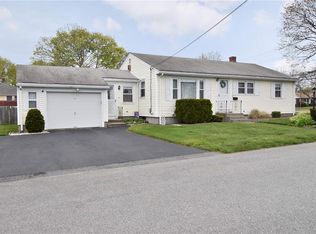 1 Sweetbriar Ave, Riverside, RI 02915