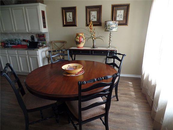 4th image of 912 Havenbrook Dr