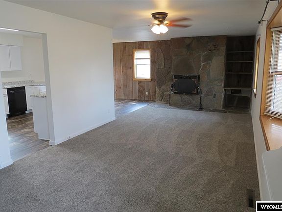 2nd image of 809 Belinda Dr