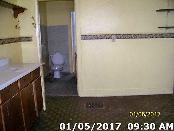 4th image of 433 Hopley Ave