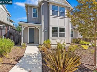 797 Country Club Dr, Moraga, CA 94556