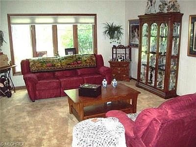 2nd image of 4030 Hemlock Cir
