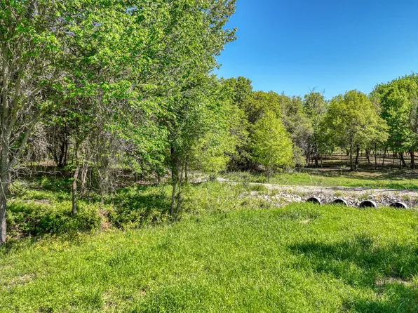 1108 Paradise Pkwy, Poolville, TX 76487