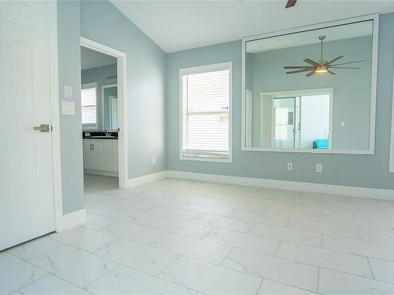 136 Seneca Point Trl — Photo 9