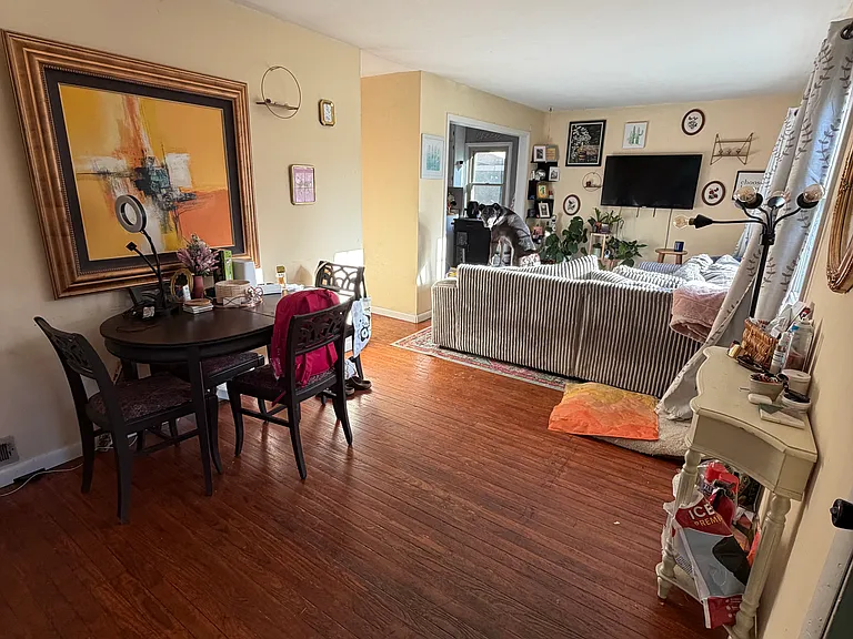 5156 Lester St — Photo 8
