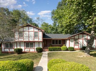 102 Heritage Dr, Tullahoma, TN 37388