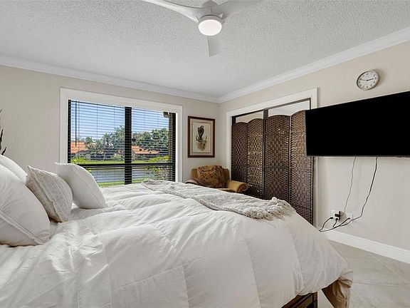 3rd image of 3902 WILSHIRE DRIVE #98