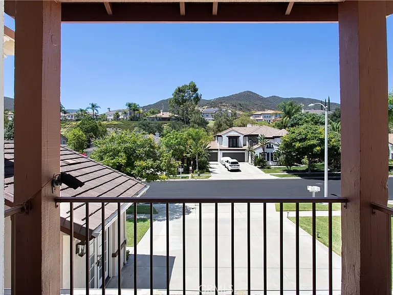 4459 Putting Green Dr — Photo 43
