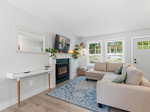 5th image of 4067 Ross Rd