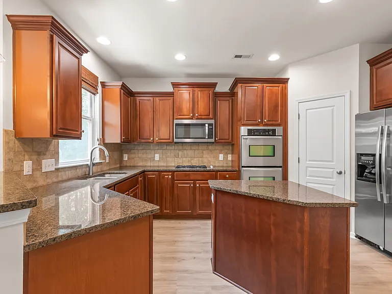 3815 Western Gailes Way — Photo 7