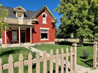 90 S Main St, Spring City, UT 84662