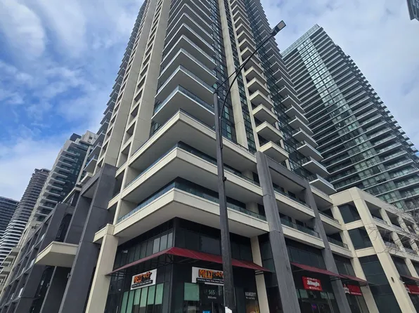 4055 Parkside Village Dr, Mississauga, ON