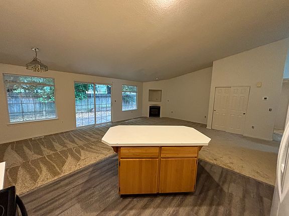 3rd image of 8407 NE 55th St