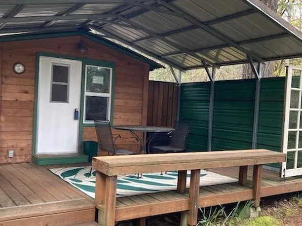 30 N Goldeneye Drive, Hoodsport, WA 98548