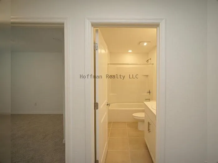 2407 Paravane Way — Photo 20