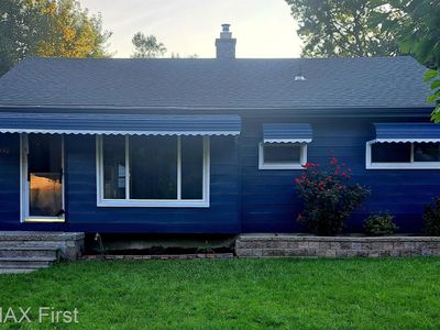 23095 Ithaca St, Oak Park, MI, 48237
