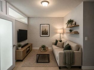 233 E 4th St #5C, New York, NY 10009
