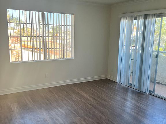 5th image of 4360 41st St APT 3