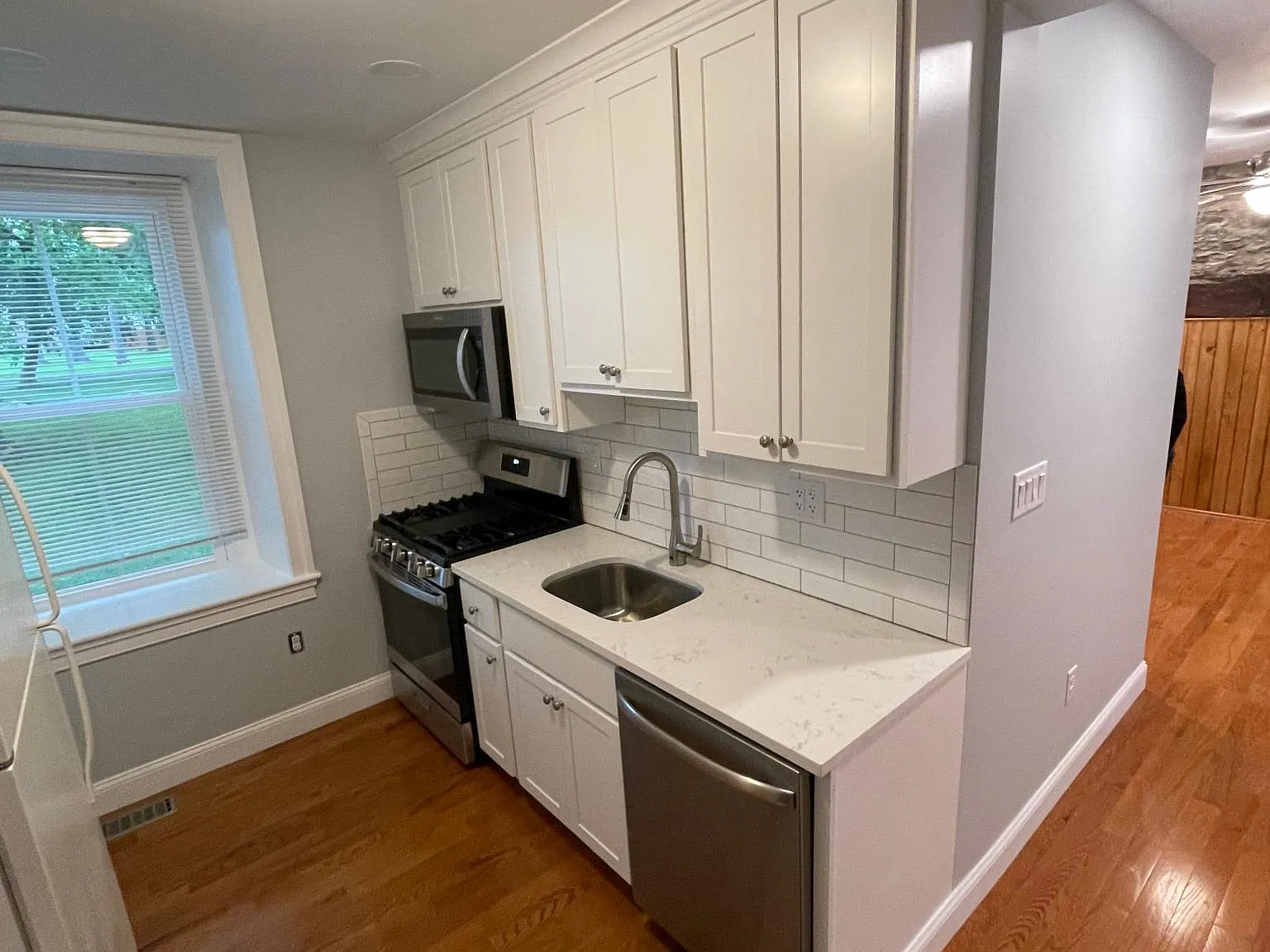 401 S Main St — Photo 2