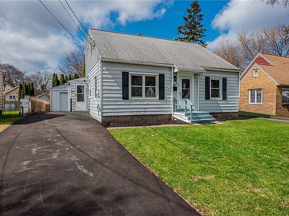 3rd image of 227 Newcomb St