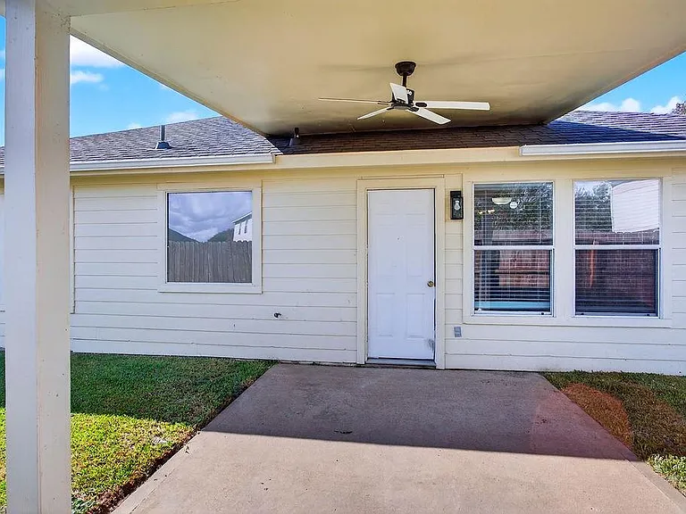 6706 Portlick Dr — Photo 11