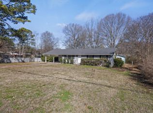 204 W 19th St, Russellville, AR 72801