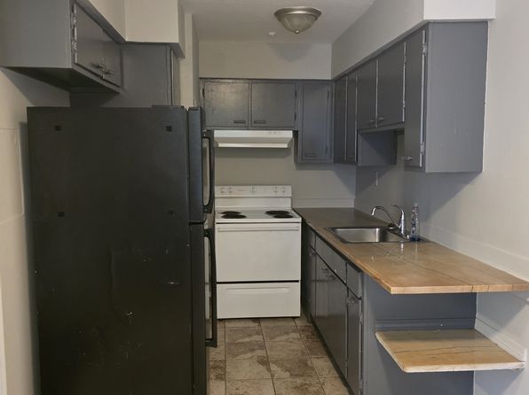 3 Claremont Pl APT B