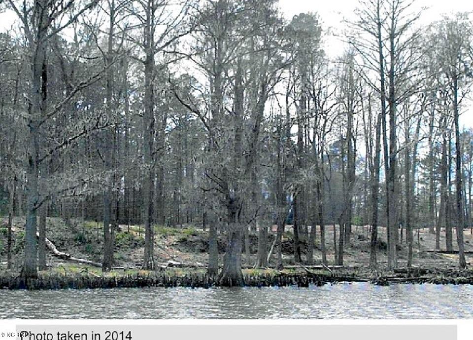 1st image of 105 Neuse Landing Dr