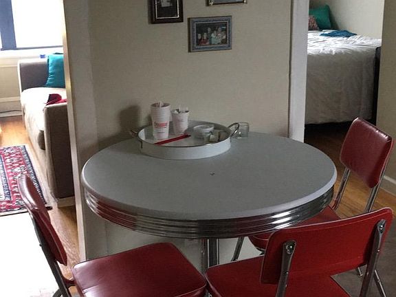 4th image of 3851 N Southport Ave APT 3F