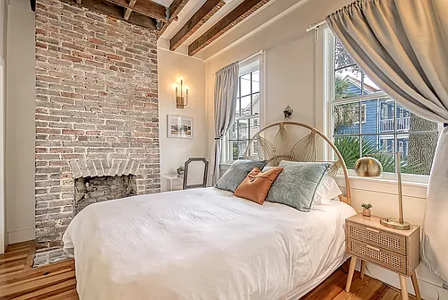37 Ashe St #A Photo 1