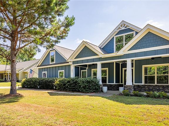 5th image of 105 Lee Road 466