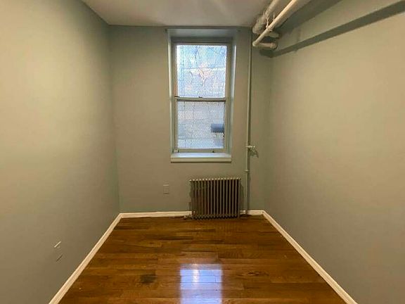 5th image of 2409 Grand Ave #1