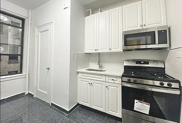 Rented by Rachel Realty | media 6